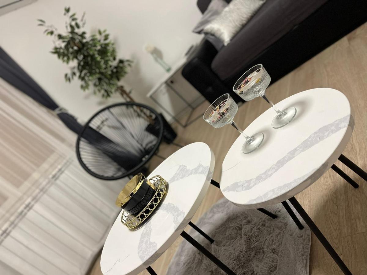 Апартаменты Apartman Gold Maris Карловац Экстерьер фото